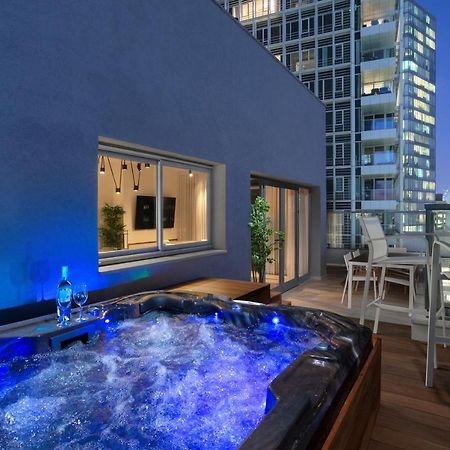 Spacious 3Br Penthouse With Jacuzzi On Rosthchild By Holyguest テル・アビブ エクステリア 写真