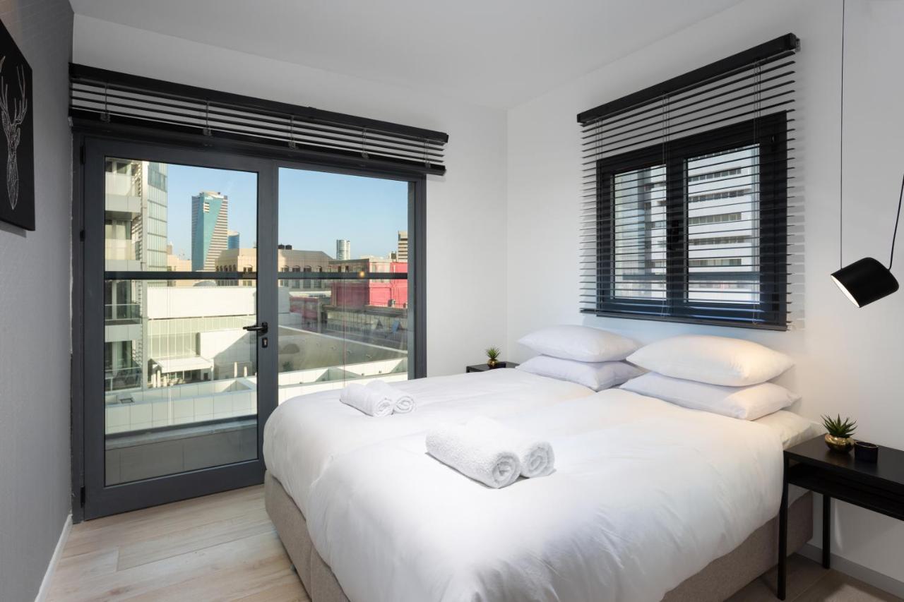 Spacious 3Br Penthouse With Jacuzzi On Rosthchild By Holyguest テル・アビブ エクステリア 写真